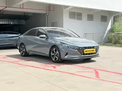 2021 Hyundai Elantra 1.5L CVT GLX Elite, синий — фото 3