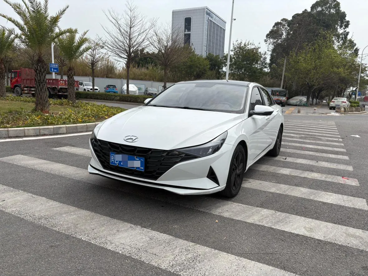 2022 Hyundai Elantra 1.5L CVT GLX Elite