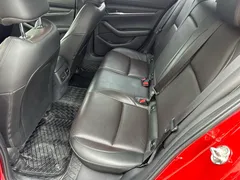 2021 Mazda Mazda3 2.0L AT, красный — фото 18