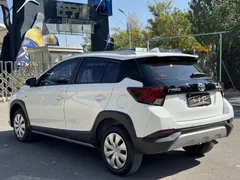 2022 Toyota Yaris L Zhixuan X 1.5L CVT Leading Plus, белый — фото 8