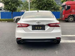 2021 Toyota Camry 2.0G Luxury, белый — фото 5