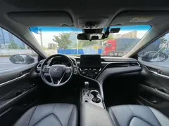 2021 Toyota Camry 2.0G Luxury, белый — фото 7