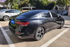 2022 Nissan Sylphy 1.6L XL CVT Enjoy, чёрный — фото 9