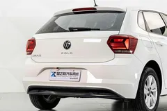 2021 Volkswagen Polo Plus 1.5L AT, белый — фото 7