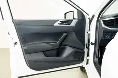 2021 Volkswagen Polo Plus 1.5L AT, белый — фото 15