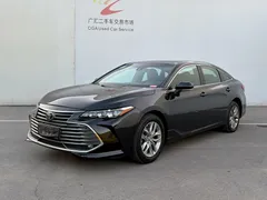 2022 Toyota Avalon 2.0L, чёрный — фото 1