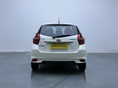 2022 Toyota Yaris L Zhixuan 1.5L CVT Leading Plus, белый — фото 6