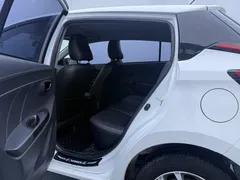2022 Toyota Yaris L Zhixuan 1.5L CVT Leading Plus, белый — фото 13