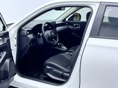2023 Honda Vezel 1.5L CVT Tech, белый — фото 12