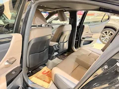 2021 Lexus ES 200 Excellence, чёрный — фото 6