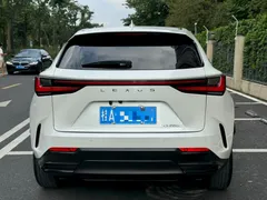 2022 Lexus NX 260 2WD, белый — фото 5