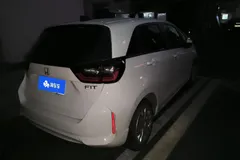 2021 Honda Fit 1.5L CVT, белый — фото 9