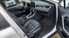 2023 Toyota RAV4 2.0L CVT 2WD Fashion Plus, белый — фото 10