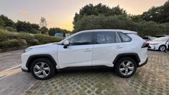 2023 Toyota RAV4 2.0L CVT 2WD Fashion Plus, белый — фото 21