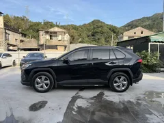 2023 Toyota RAV4 2.0L CVT 2WD Fashion, чёрный — фото 2