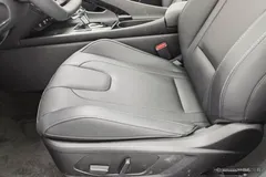 2023 Hyundai Elantra 1.5L CVT LUX Premium, белый — фото 21