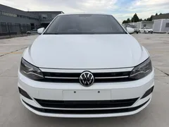 2021 Volkswagen Polo Plus 1.5L AT, белый — фото 2