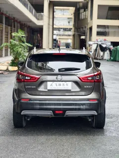 2022 Nissan Qashqai 2.0L XV Prem Luxury — фото 5