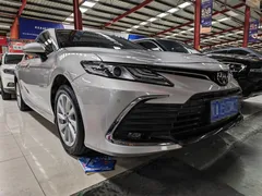 2023 Toyota Camry 2.0G Luxury — фото 3