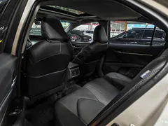 2023 Toyota Camry 2.0G Luxury — фото 5