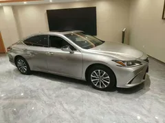 2022 Lexus ES 200 Excellence — фото 2