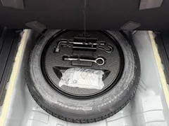 2023 Honda Vezel 1.5L CVT Tech, белый — фото 14