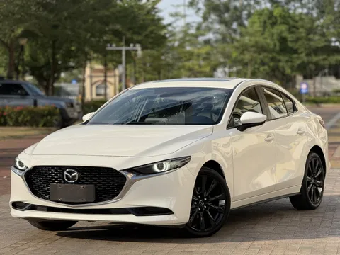 2023 Mazda Mazda3 2.0L AT