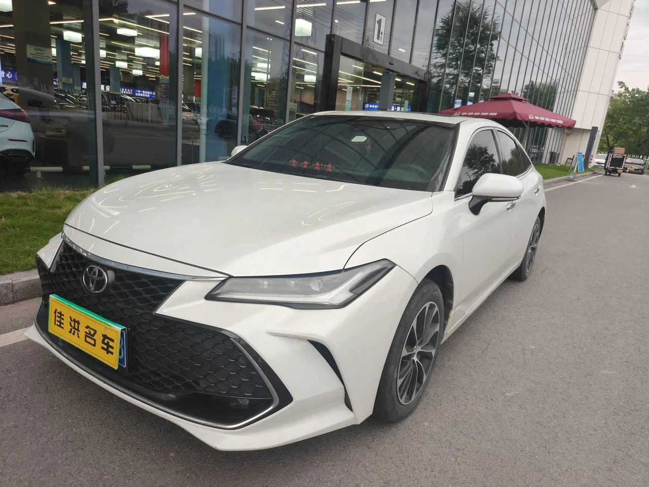 2023 Toyota Avalon 2.5L AT Luxury