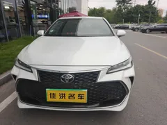 2023 Toyota Avalon 2.5L AT Luxury, белый — фото 2