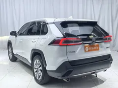 2023 Toyota Wildlander 2.0L 2WD Urban, белый — фото 3