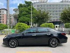 2023 Toyota Avalon 2.0L CVT Luxury, чёрный — фото 3