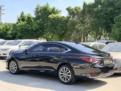 2021 Lexus ES 200 Excellence, чёрный — фото 6
