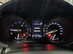 2022 Toyota C-HR 2.0L Leading, белый — фото 14