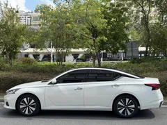 2021 Nissan Teana 2.0L XL Upper AD1, белый — фото 3