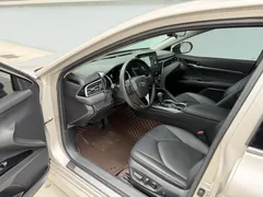 2021 Toyota Camry 2.0G Luxury — фото 7
