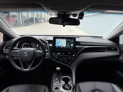 2021 Toyota Camry 2.0G Luxury — фото 9