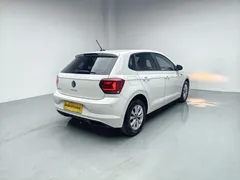 2021 Volkswagen Polo Plus 1.5L AT Colorful Tech, белый — фото 6