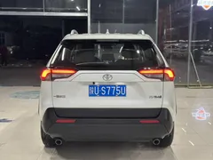 2022 Toyota RAV4 2.0L CVT 2WD Urban, белый — фото 13