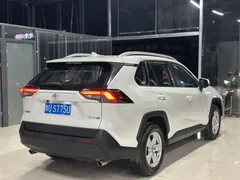 2022 Toyota RAV4 2.0L CVT 2WD Urban, белый — фото 14