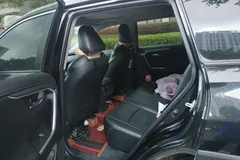 2022 Toyota Wildlander 2.0L 2WD Luxury Plus, чёрный — фото 12