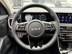 2023 Kia Seltos 1.5L IVT Premium, белый — фото 10