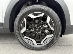 2023 Kia Seltos 1.5L IVT Premium, белый — фото 27