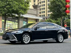 2023 Toyota Camry 2.0G Luxury, чёрный — фото 1