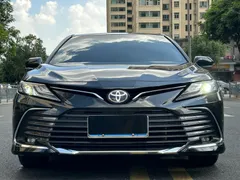 2023 Toyota Camry 2.0G Luxury, чёрный — фото 2