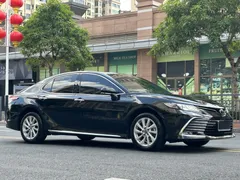 2023 Toyota Camry 2.0G Luxury, чёрный — фото 3