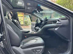 2023 Toyota Camry 2.0G Luxury, чёрный — фото 7