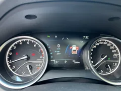 2023 Toyota Camry 2.0G Luxury, чёрный — фото 17