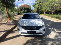 2022 Geely Emgrand 4th Gen 1.5L CVT Luxury, белый — фото 2