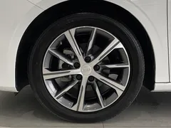 2022 Geely Emgrand 4th Gen 1.5L CVT Flagship, белый — фото 16