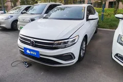2023 Volkswagen Bora 1.5L AT Limited, белый — фото 1
